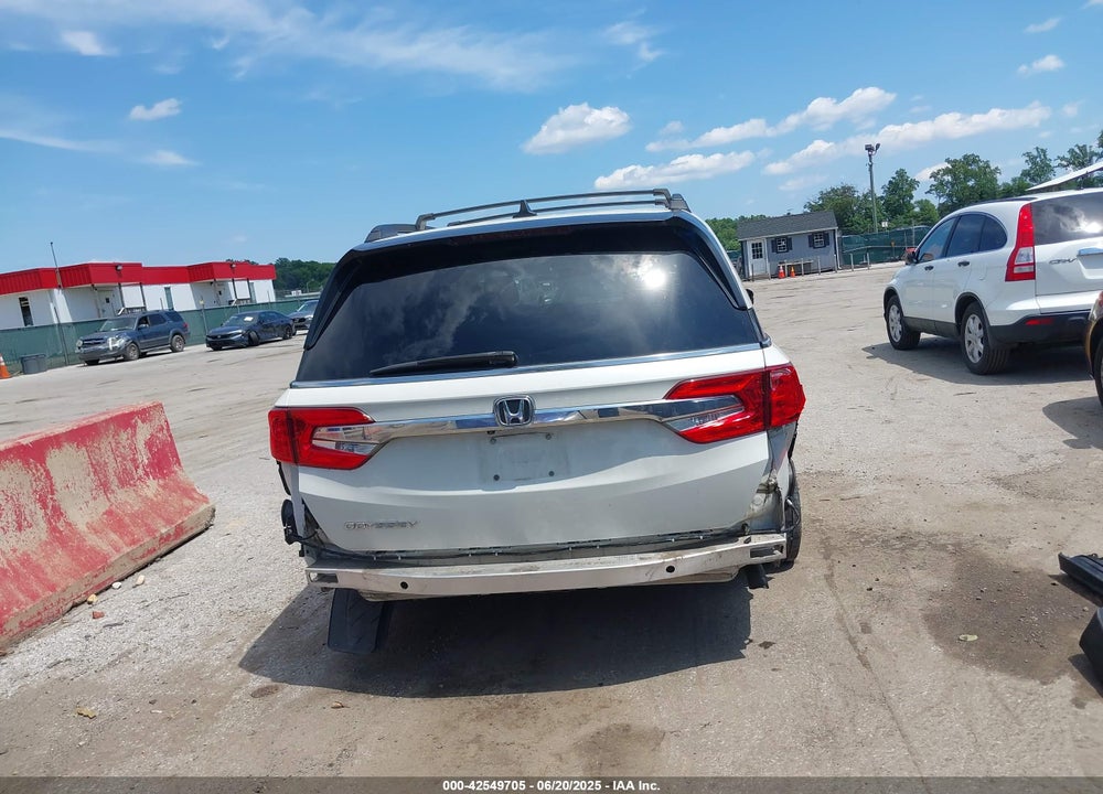 2018 HONDA ODYSSEY EX-L VIN: 5FNRL6H79JB109918
