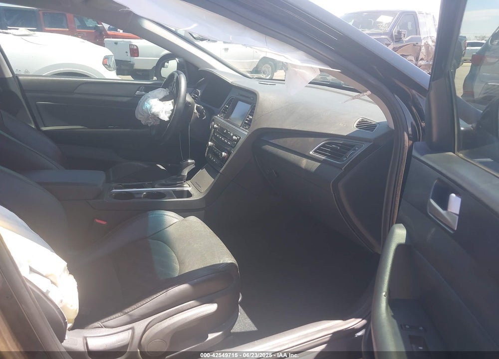 2016 HYUNDAI SONATA SPORT VIN: 5NPE34AF1GH415591