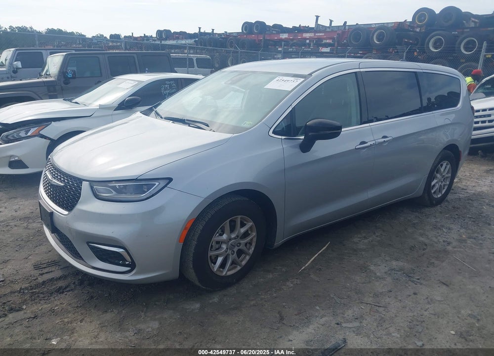 2024 CHRYSLER PACIFICA TOURING L VIN: 2C4RC1BG8RR197338