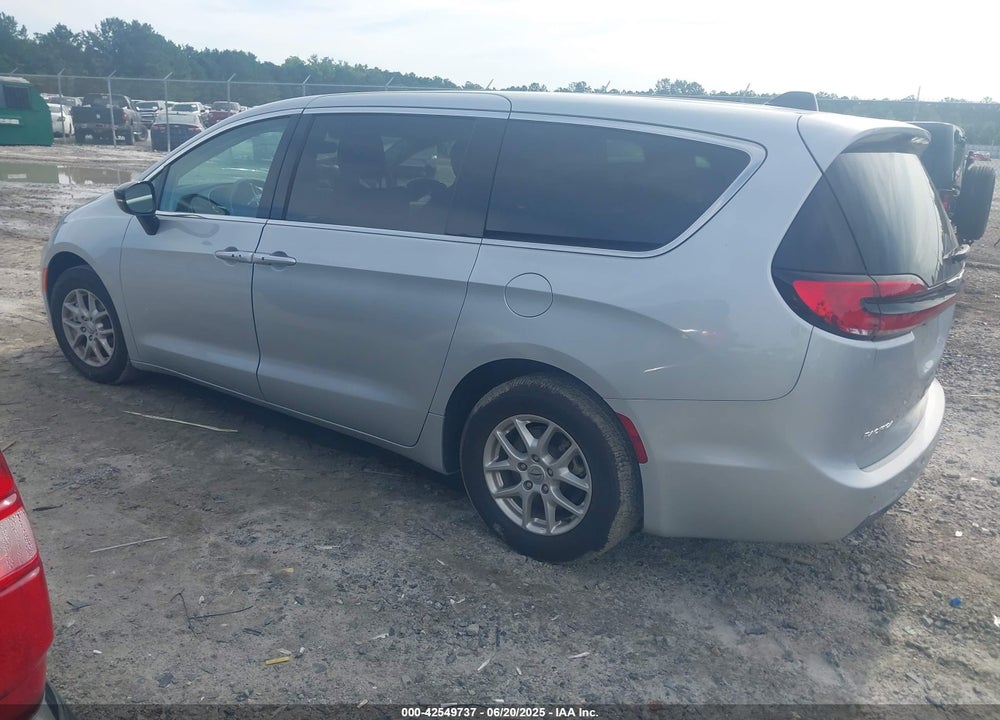 2024 CHRYSLER PACIFICA TOURING L VIN: 2C4RC1BG8RR197338