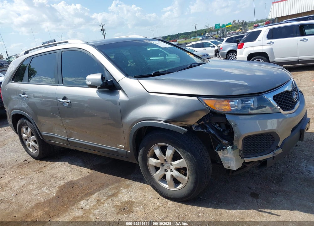 2013 KIA SORENTO VIN: 5XYKTDA24DG349430