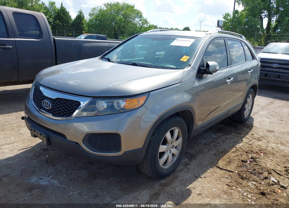 2013 KIA SORENTO VIN: 5XYKTDA24DG349430