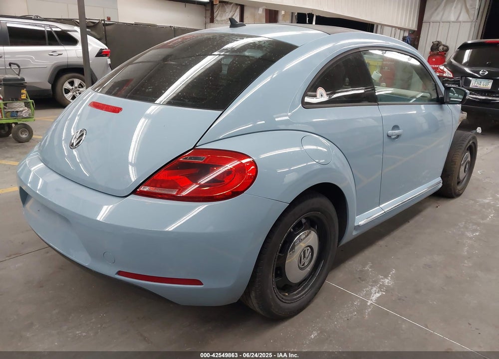 2014 VOLKSWAGEN BEETLE VIN: 3VWJ17ATXEM663919