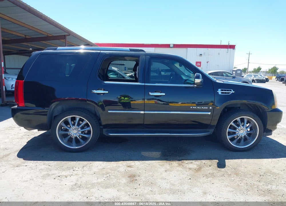 2007 CADILLAC ESCALADE VIN: 1GYFK638X7R296685