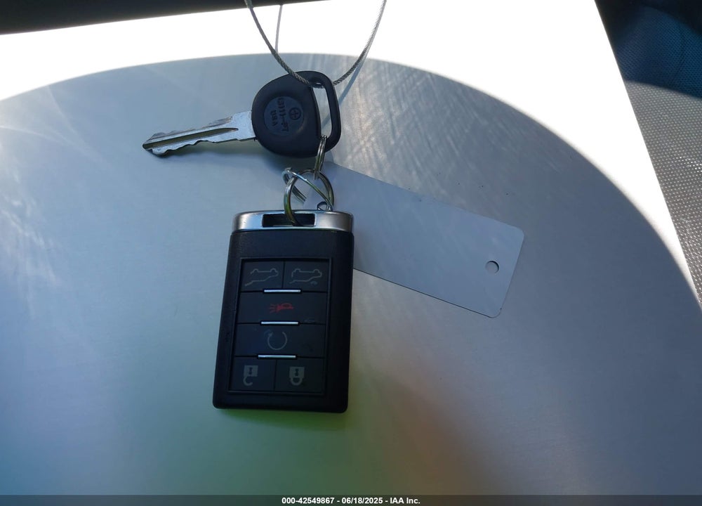 2007 CADILLAC ESCALADE VIN: 1GYFK638X7R296685