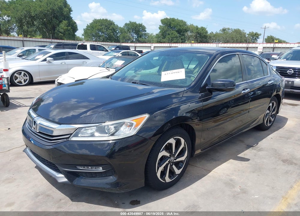 2017 HONDA ACCORD VIN: 1HGCR2F72HA125768