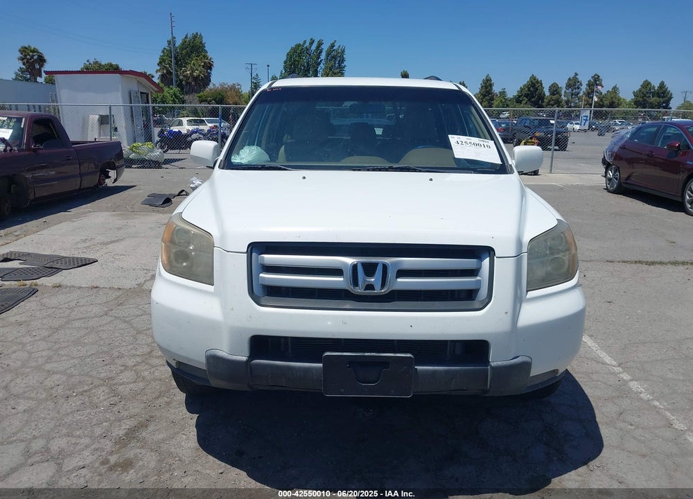2008 HONDA PILOT VIN: 5FNYF28248B030795