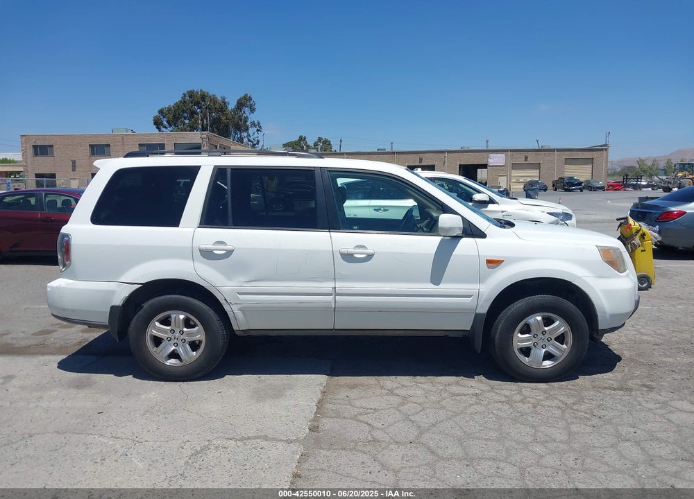 2008 HONDA PILOT VIN: 5FNYF28248B030795