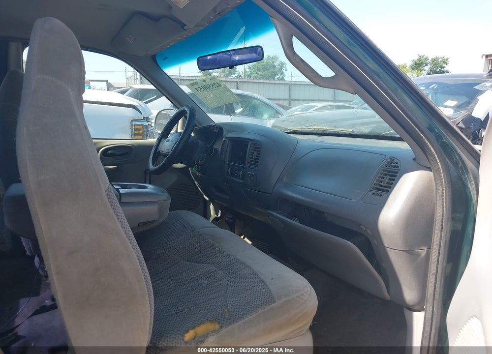 1999 FORD F-150 VIN: 2FTRX18L9XCA01139