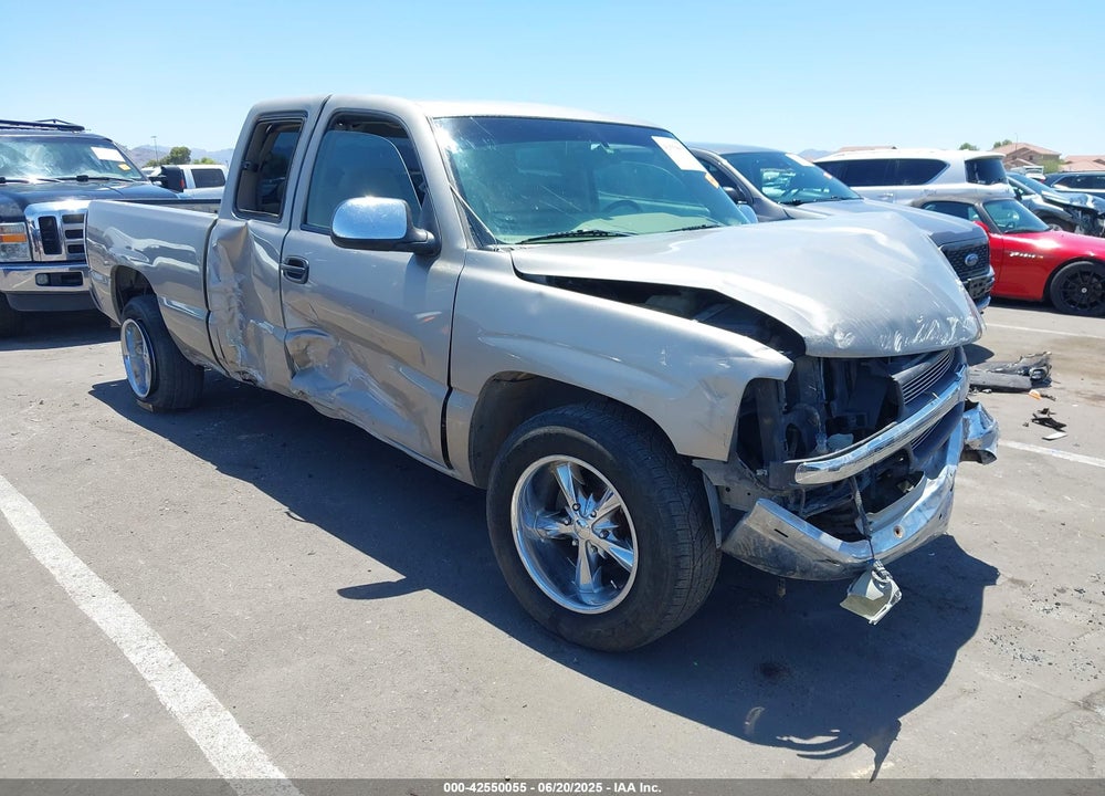 2002 CHEVROLET SILVERADO 1500 LS VIN: 2GCEC19T521322270