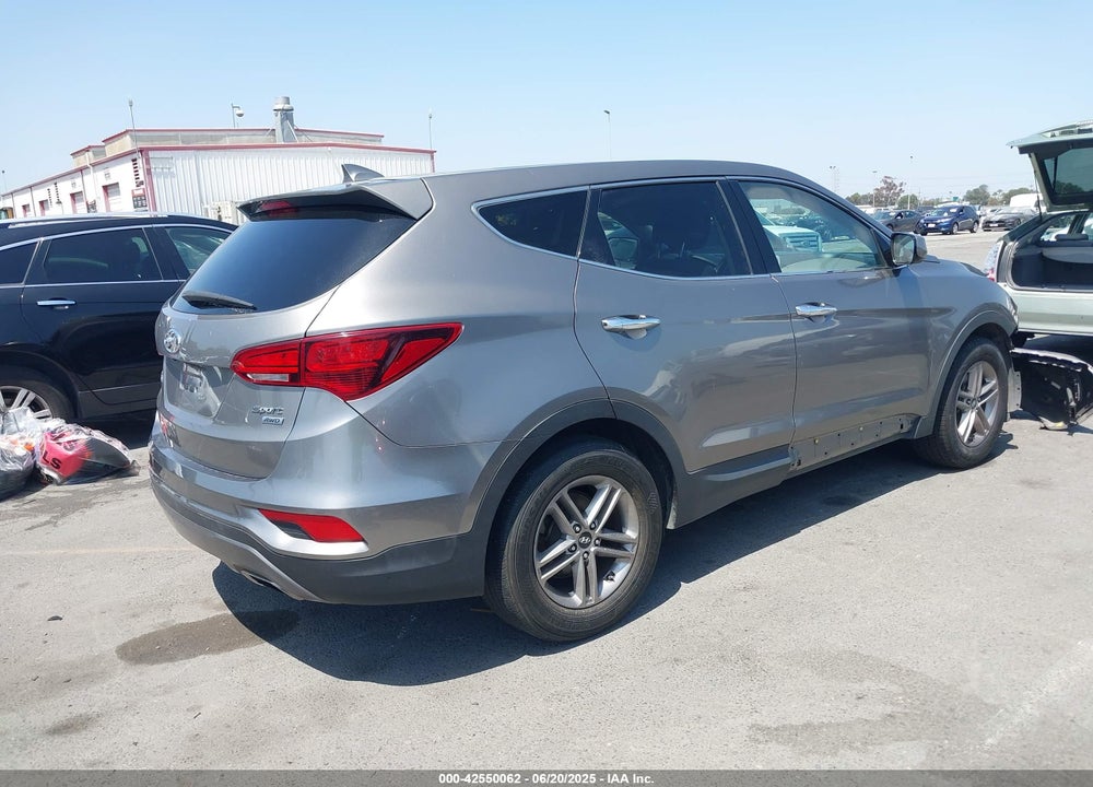 2017 HYUNDAI SANTA FE SPORT 2.4L VIN: 5XYZTDLBXHG443569