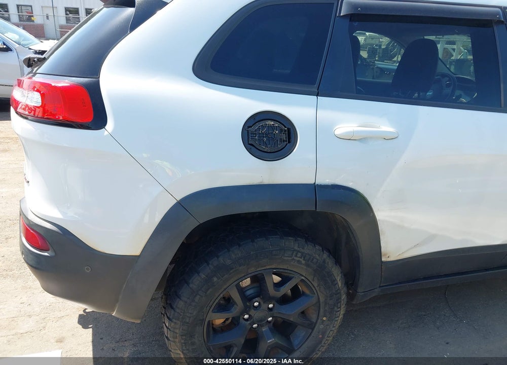 2015 JEEP CHEROKEE VIN: 1C4PJMBS5FW654399