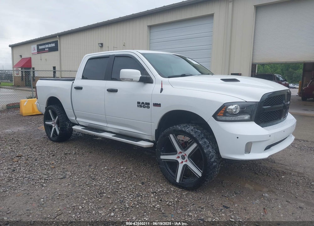 2017 RAM 1500 NIGHT 4X4 5'7 BOX VIN: 1C6RR7MT2HS759041