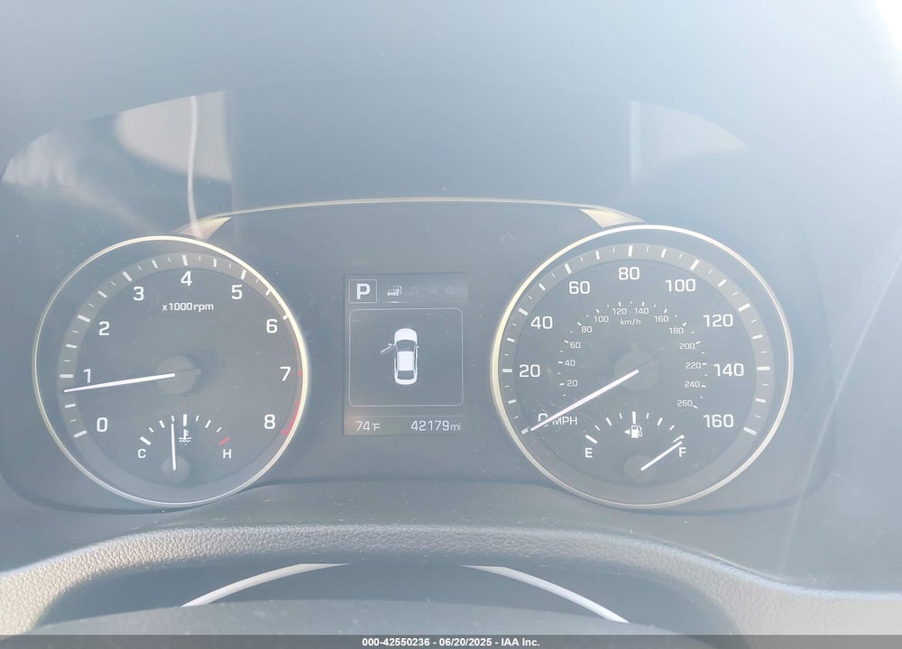 2018 HYUNDAI ELANTRA VIN: 5NPD84LF3JH384958