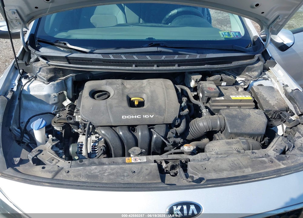2017 KIA FORTE VIN: 3KPFL4A7XHE012602