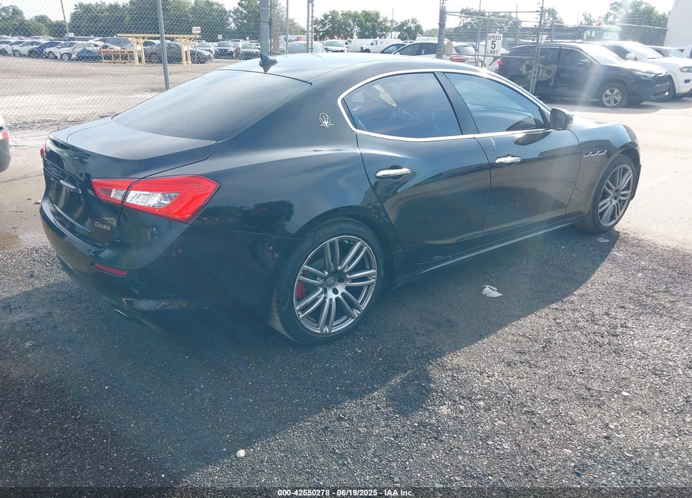 2018 MASERATI GHIBLI VIN: ZAM57XSA7J1271113