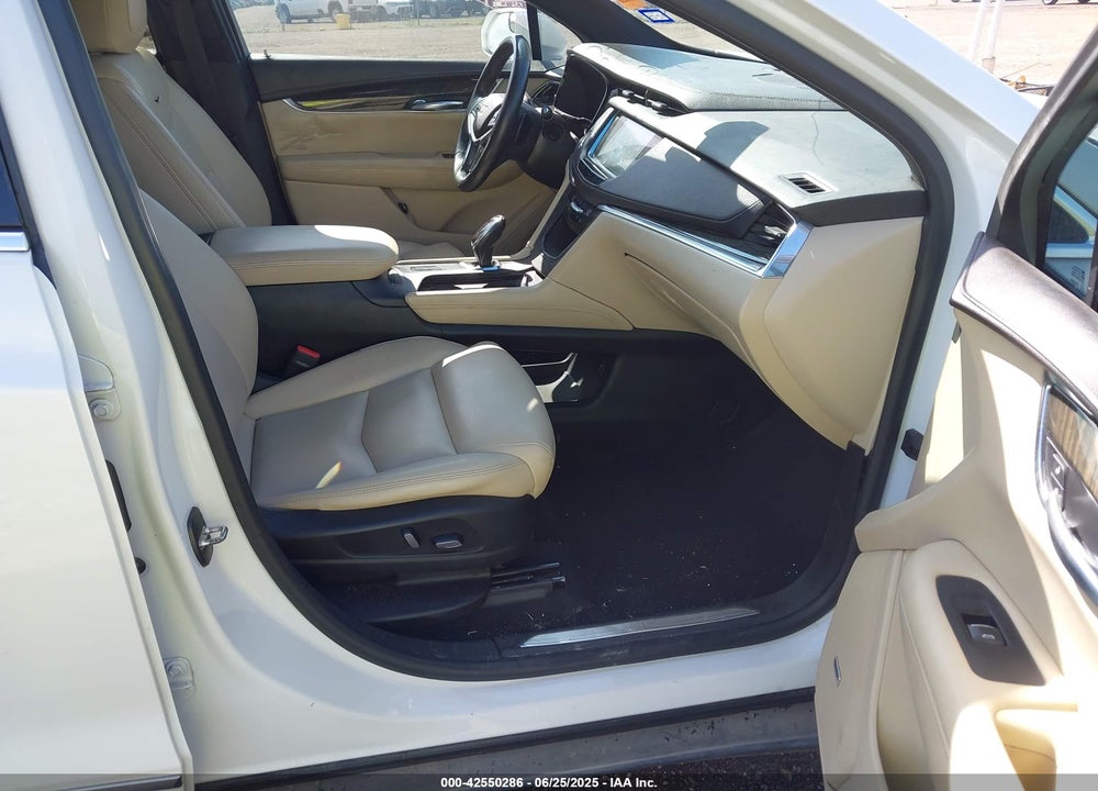 2017 CADILLAC XT5 VIN: 1GYKNARSXHZ192288