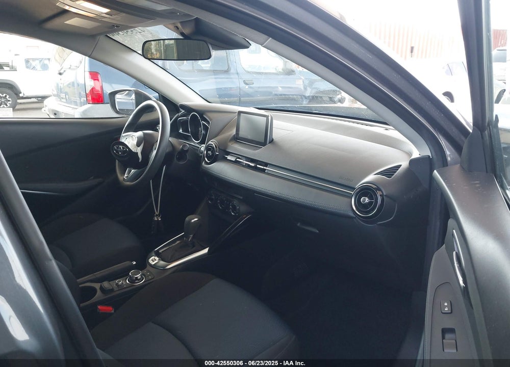2018 TOYOTA YARIS IA VIN: 3MYDLBYV4JY314456