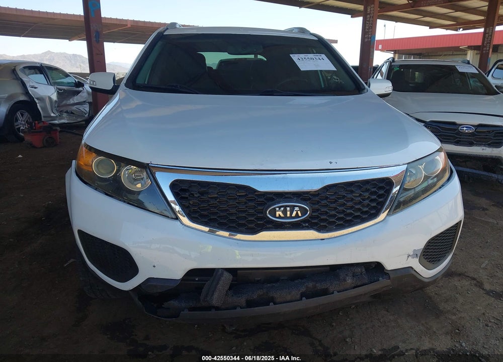 2012 KIA SORENTO VIN: 5XYKT4A26CG212374