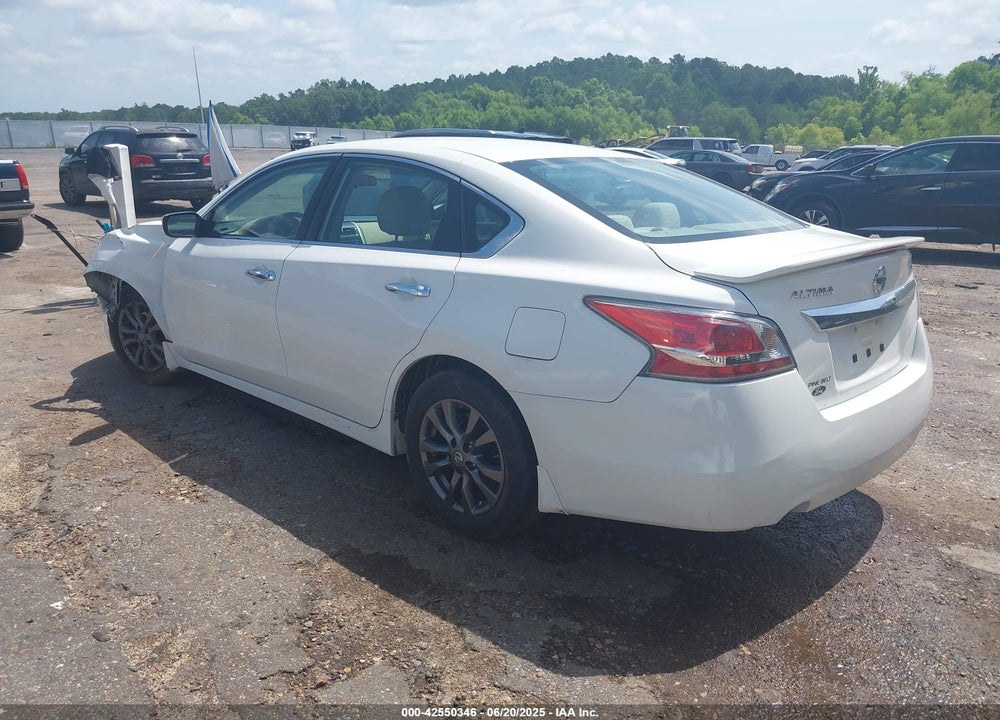 2015 NISSAN ALTIMA VIN: 1N4AL3AP8FL450601