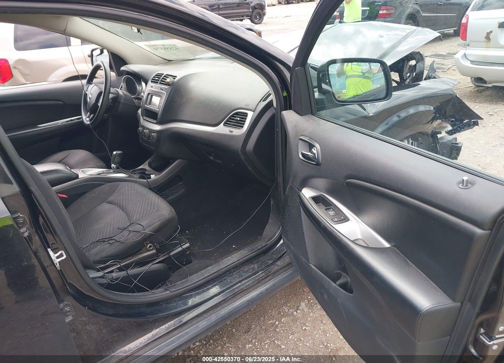 2014 DODGE JOURNEY VIN: 3C4PDDBGXET190565