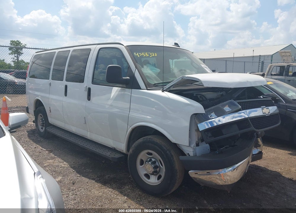 2016 CHEVROLET EXPRESS 2500 LT VIN: 1GAWGFFG1G1240457