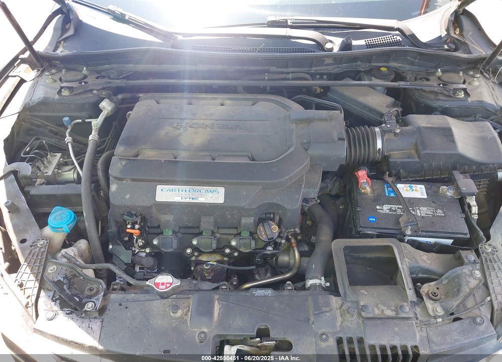 2013 HONDA ACCORD VIN: 1HGCR3F87DA039655