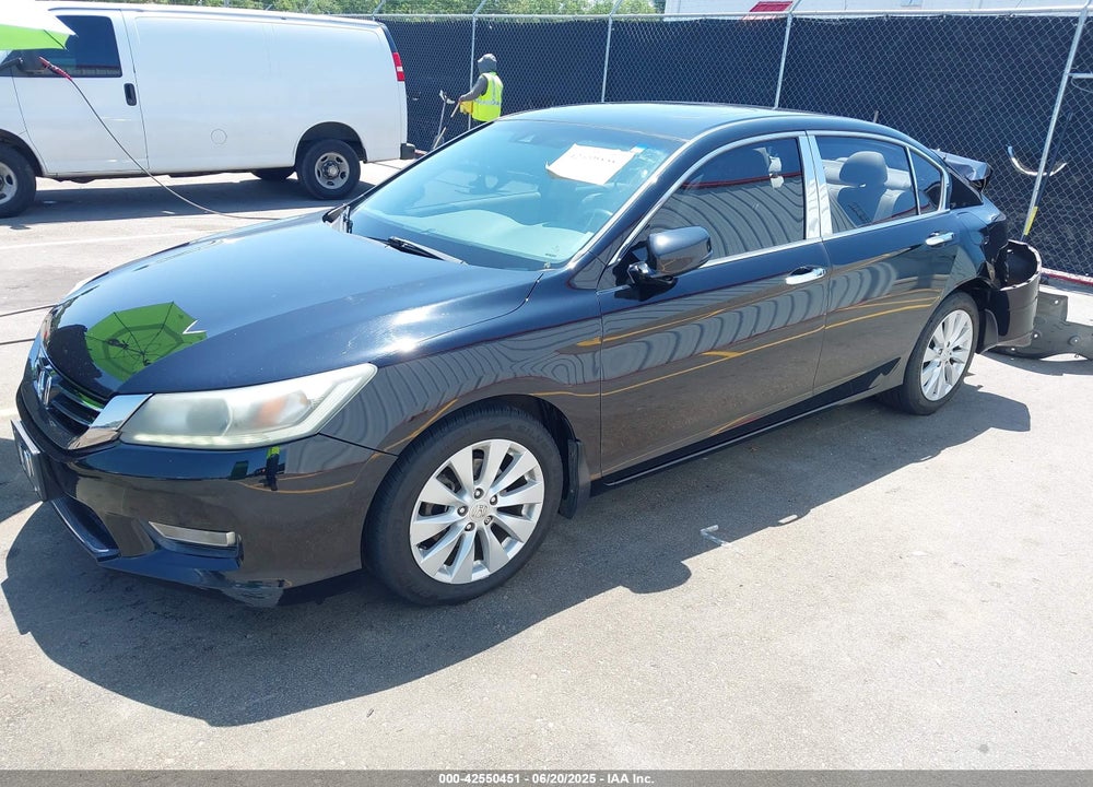 2013 HONDA ACCORD VIN: 1HGCR3F87DA039655