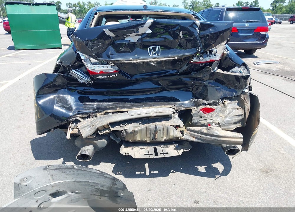 2013 HONDA ACCORD VIN: 1HGCR3F87DA039655