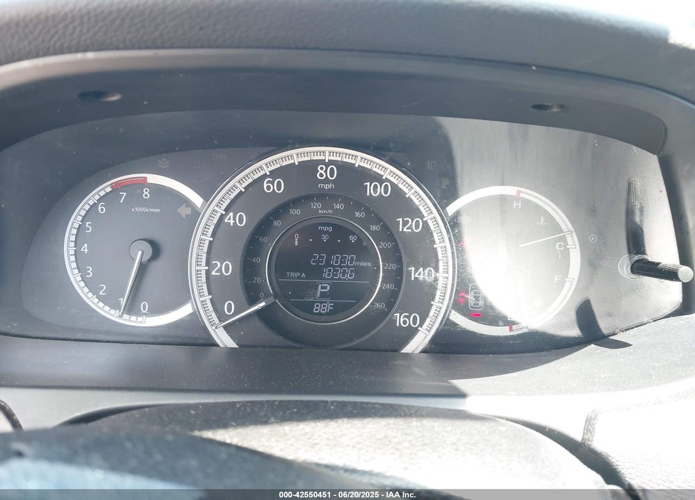 2013 HONDA ACCORD VIN: 1HGCR3F87DA039655