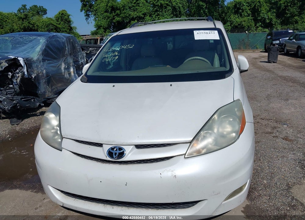 2007 TOYOTA SIENNA VIN: 5TDZK22C47S046118