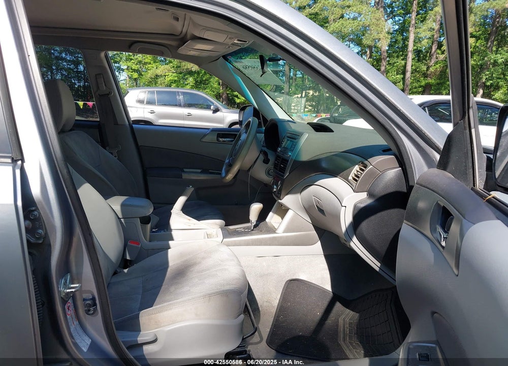 2010 SUBARU FORESTER 2.5X PREMIUM VIN: JF2SH6CC6AH727710