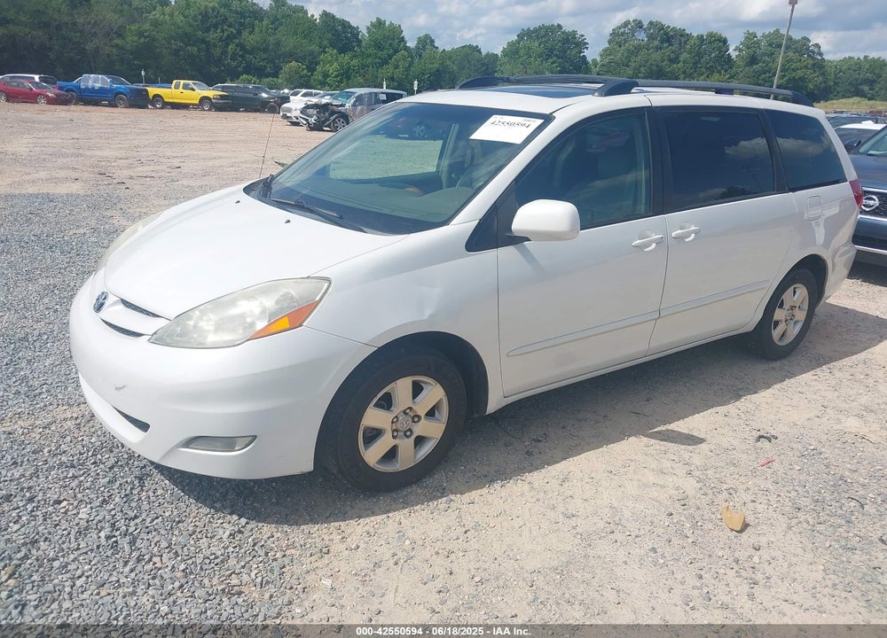 2008 TOYOTA SIENNA XLE VIN: 5TDZK22C38S125491