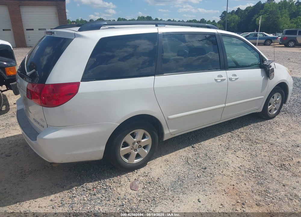 2008 TOYOTA SIENNA XLE VIN: 5TDZK22C38S125491