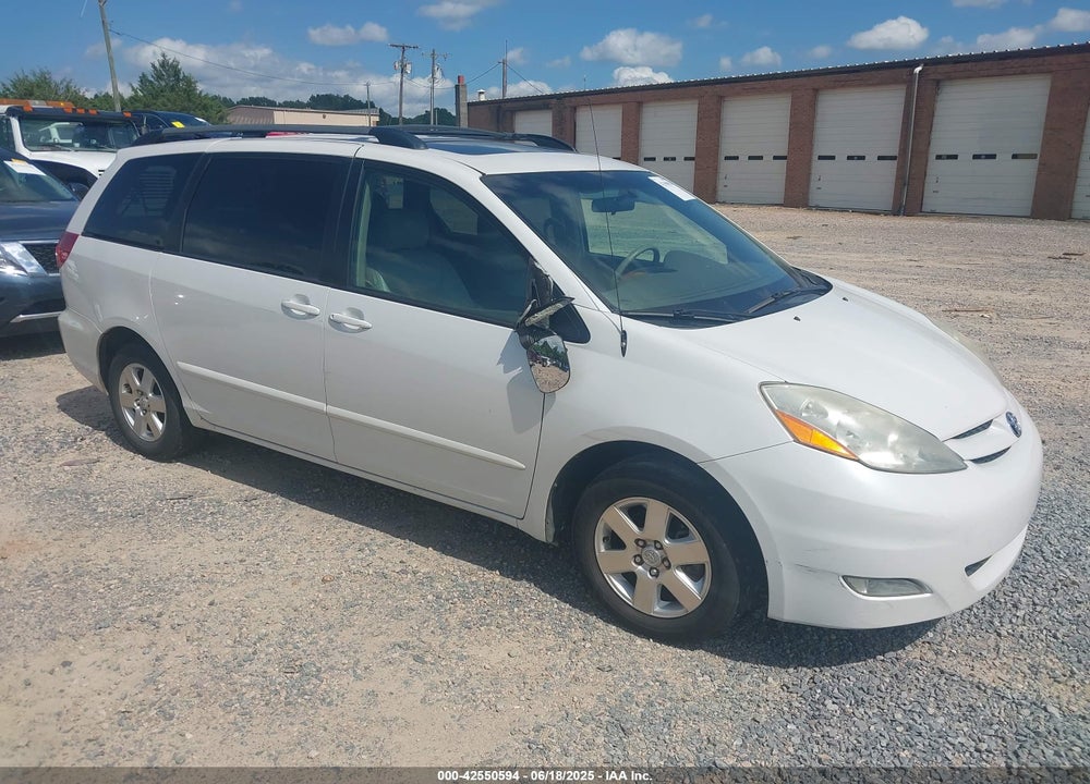 2008 TOYOTA SIENNA XLE VIN: 5TDZK22C38S125491