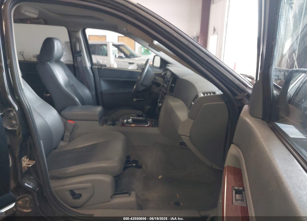 2007 JEEP GRAND CHEROKEE LIMITED VIN: 1J8HR58237C592748