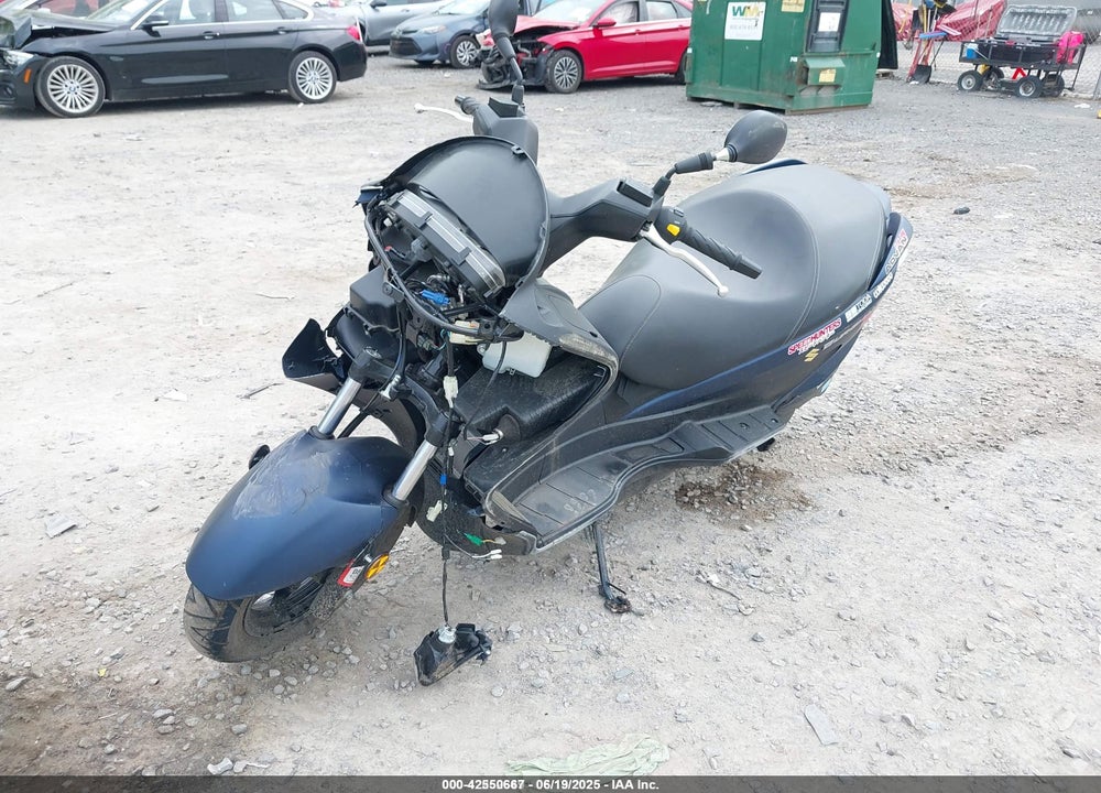 2022 SUZUKI UH200 VIN: MLCCH41A8N1600354