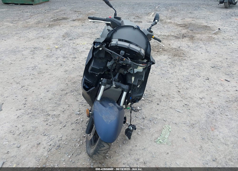 2022 SUZUKI UH200 VIN: MLCCH41A8N1600354