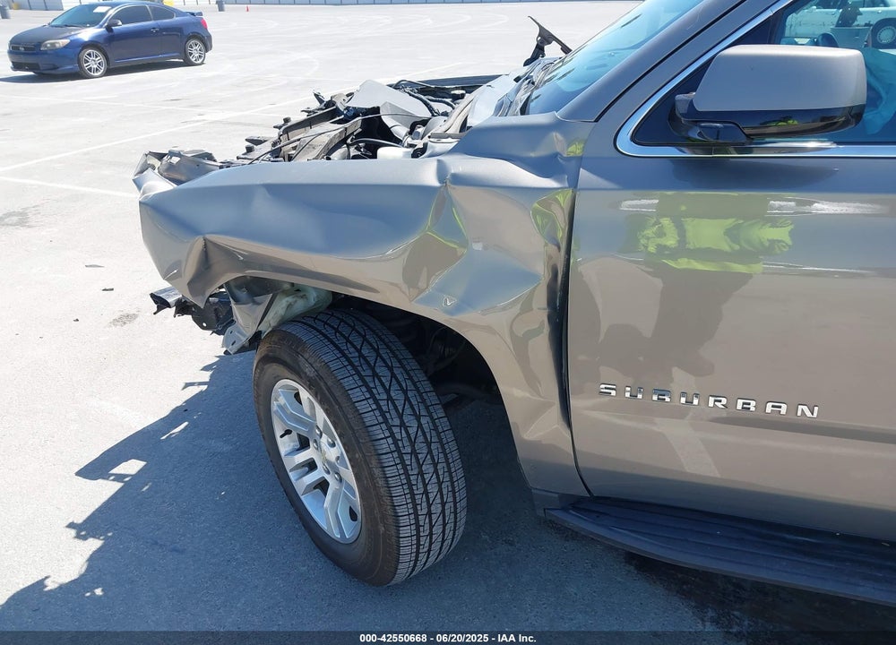 2018 CHEVROLET SUBURBAN VIN: 1GNSCHKCXJR303264