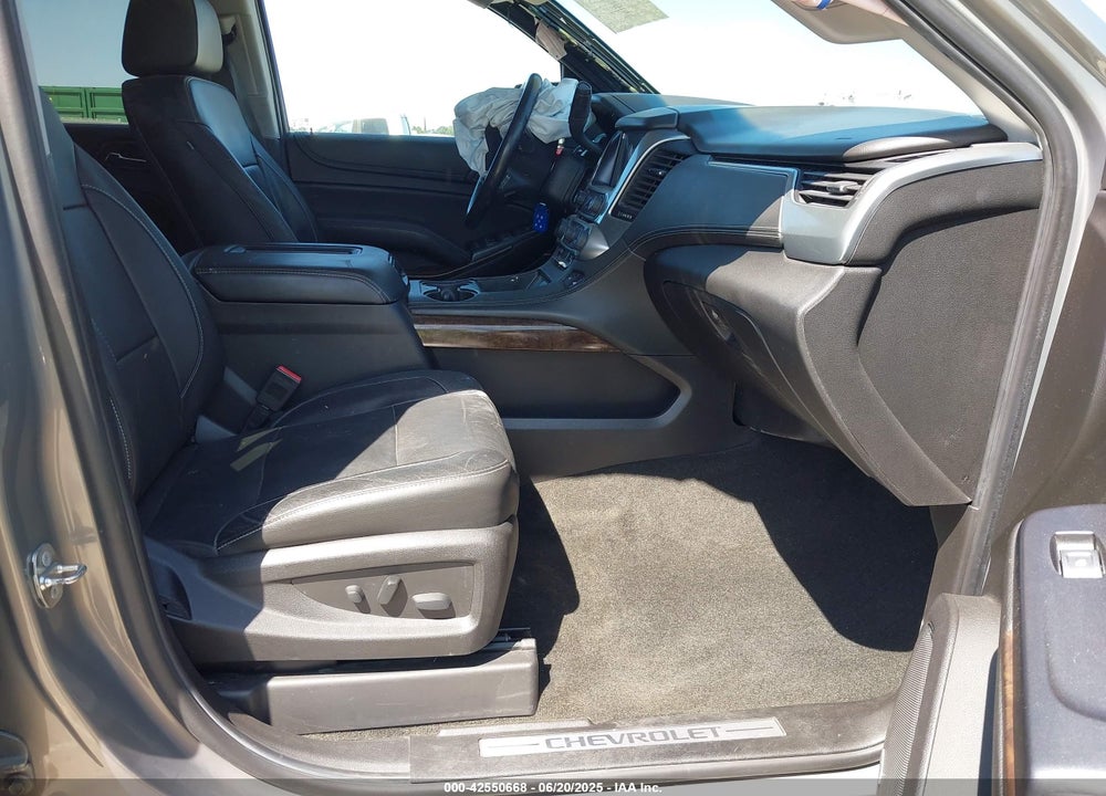 2018 CHEVROLET SUBURBAN VIN: 1GNSCHKCXJR303264
