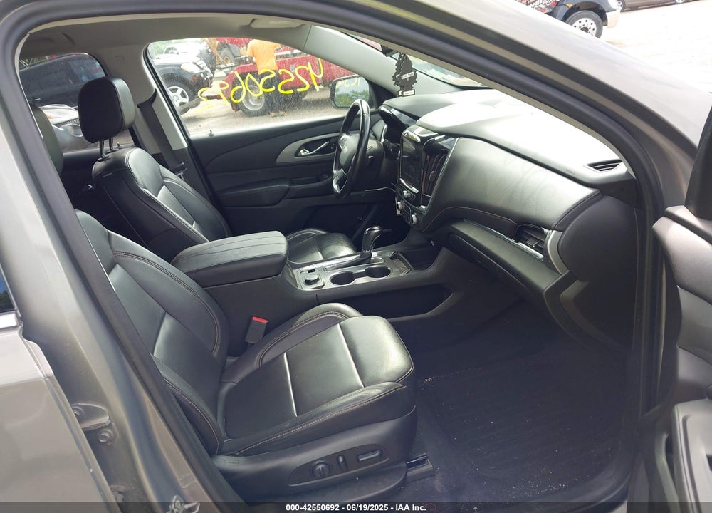2018 CHEVROLET TRAVERSE VIN: 1GNEVHKW0JJ147686