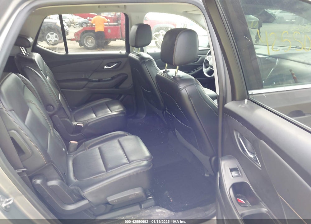 2018 CHEVROLET TRAVERSE VIN: 1GNEVHKW0JJ147686