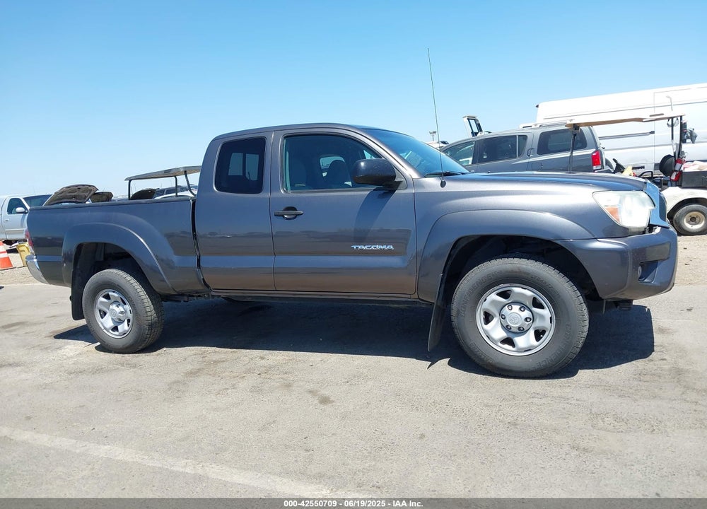 2014 TOYOTA TACOMA VIN: 5TFTU4GN2EX063433