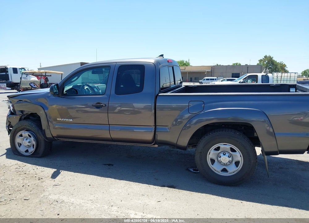 2014 TOYOTA TACOMA VIN: 5TFTU4GN2EX063433