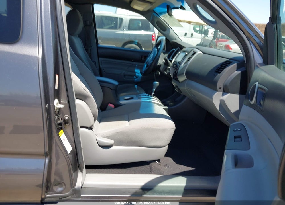 2014 TOYOTA TACOMA VIN: 5TFTU4GN2EX063433