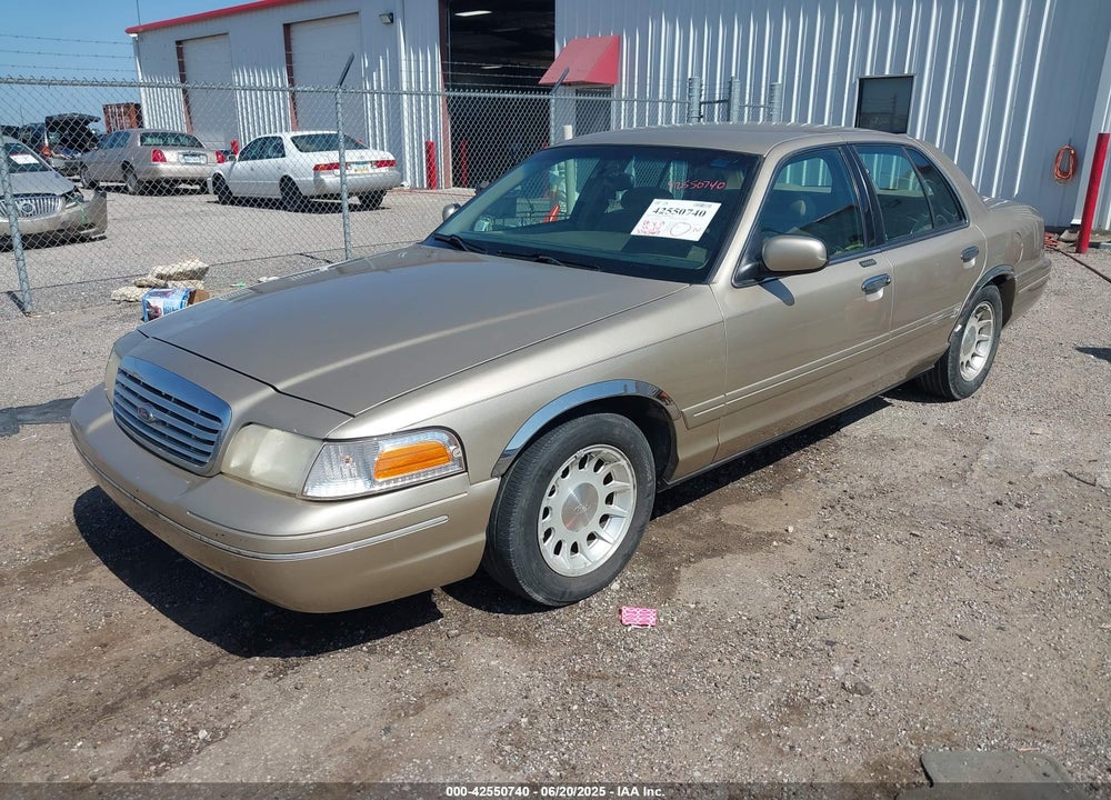 1999 FORD CROWN VICTORIA LX VIN: 2FAFP74W2XX156183