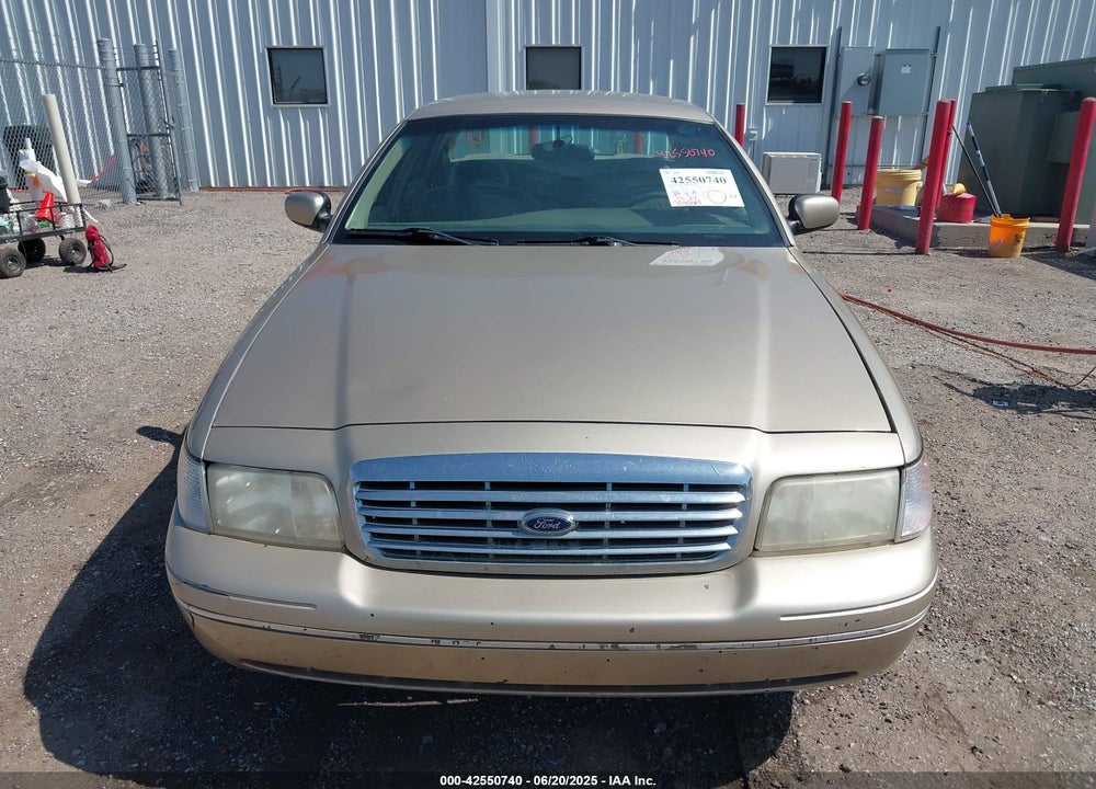 1999 FORD CROWN VICTORIA LX VIN: 2FAFP74W2XX156183