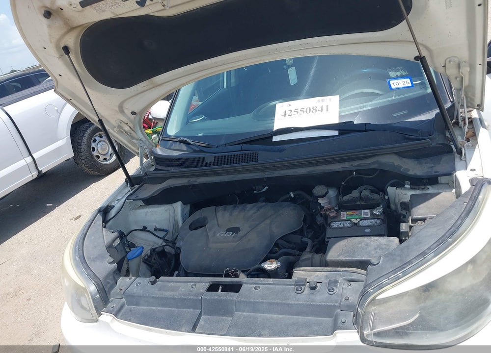 2014 KIA SOUL VIN: KNDJN2A24E7028951
