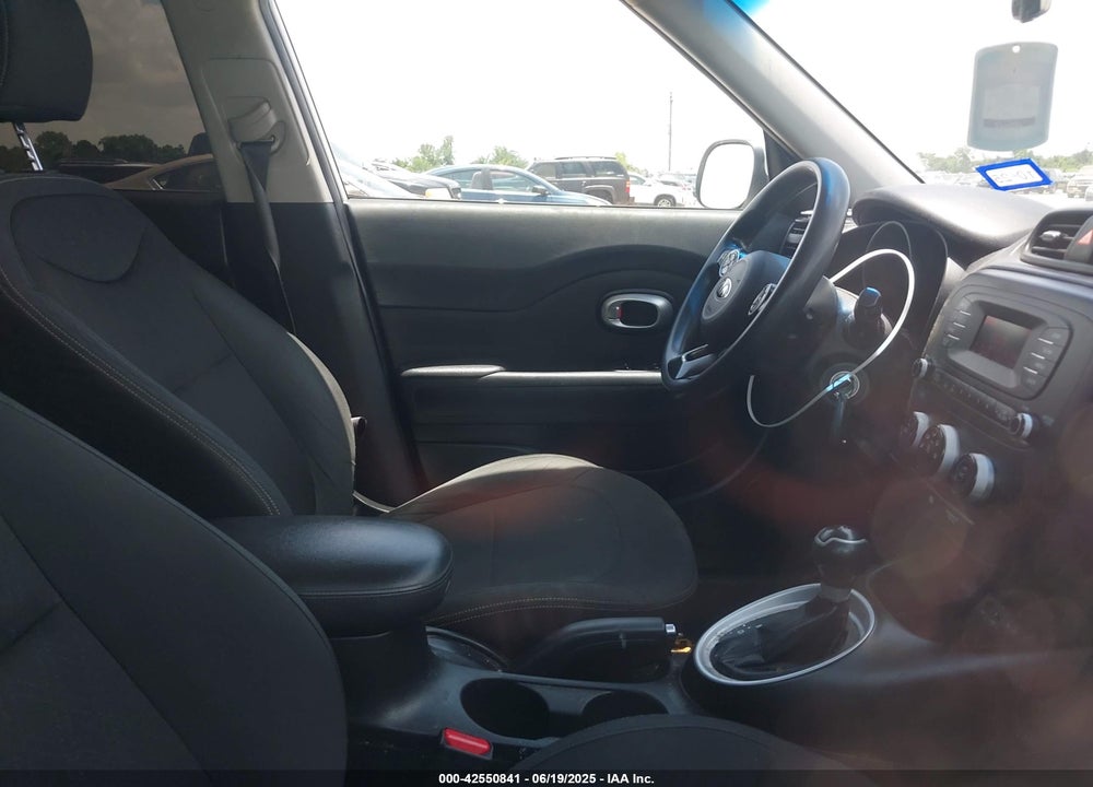 2014 KIA SOUL VIN: KNDJN2A24E7028951