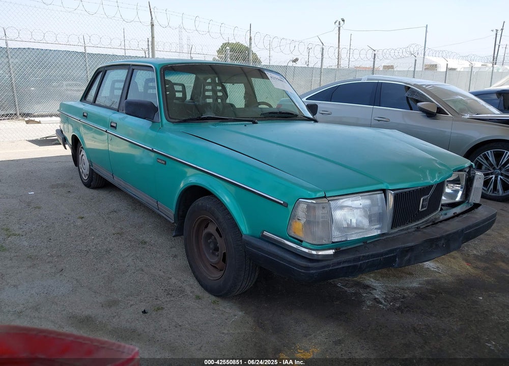 1991 VOLVO 240 VIN: YV1AA8844M1448307